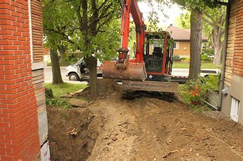 mini excavation saint-laurent|Landscaping in Ville Saint.